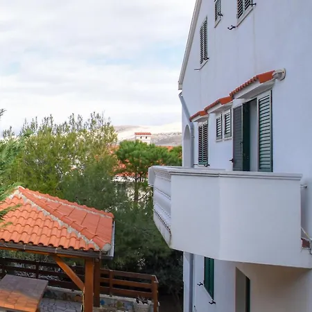 Rose Wind By Pag Tours Apartament