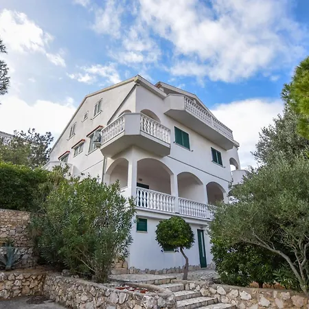 Rose Wind By Pag Tours アパート