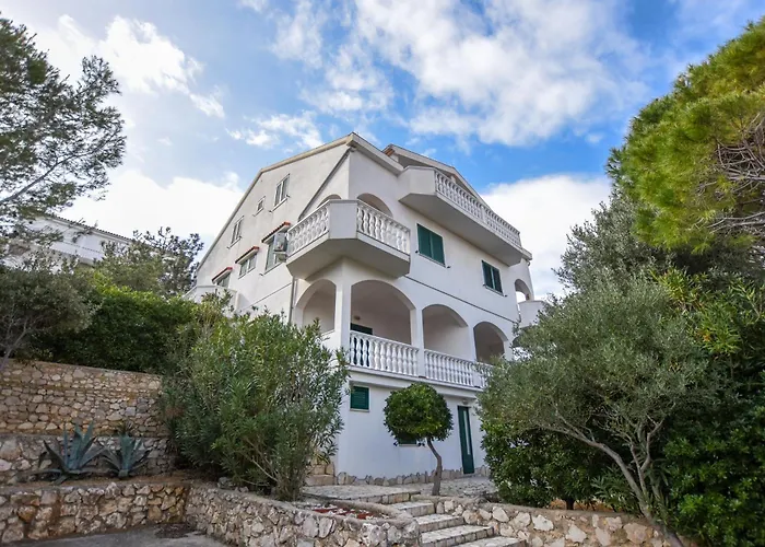 Rose Wind By Pag Tours アパート