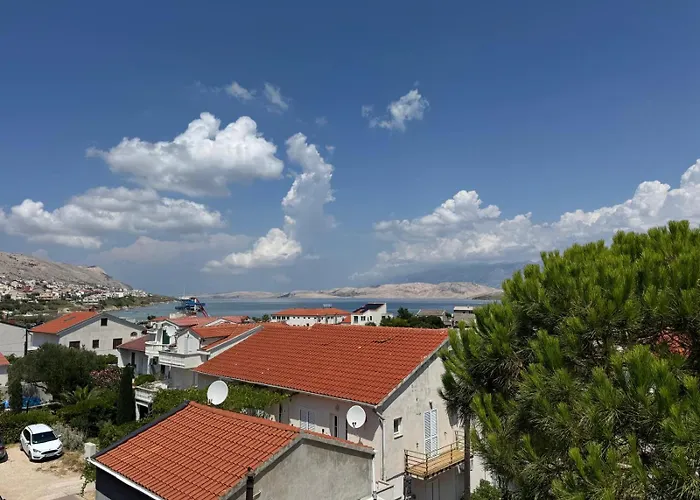 Rose Wind By Pag Tours アパート